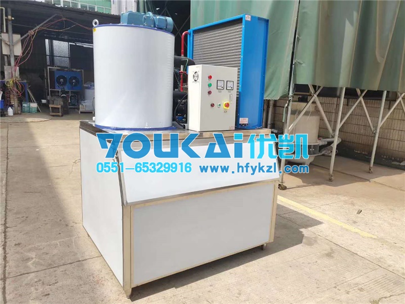 3000KG片冰機(jī)碎冰機(jī)超市生鮮店專用